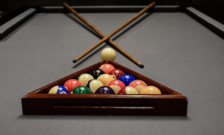 Play Pool Balls